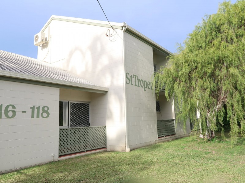 9/116 Greenslopes Street, Edge Hill QLD 4870