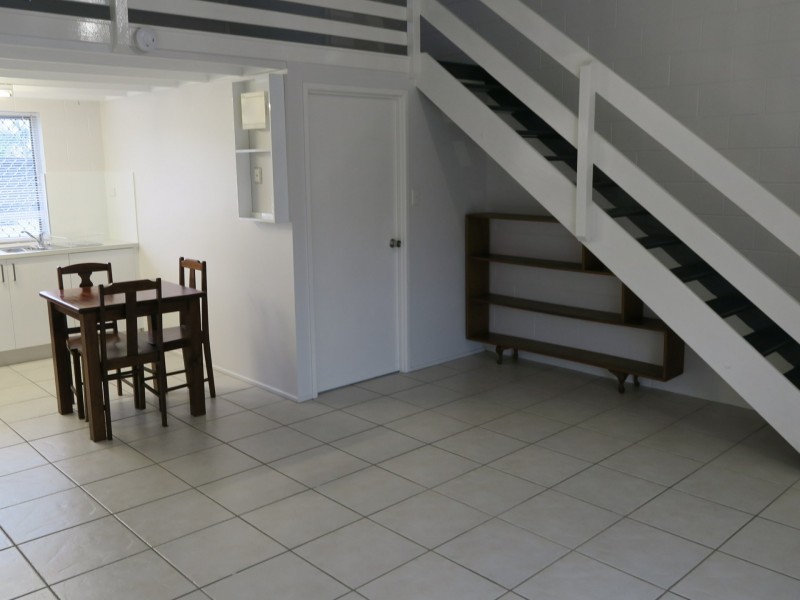 9/116 Greenslopes Street, Edge Hill QLD 4870