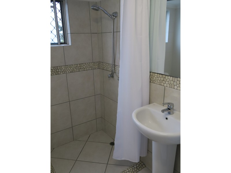 9/116 Greenslopes Street, Edge Hill QLD 4870