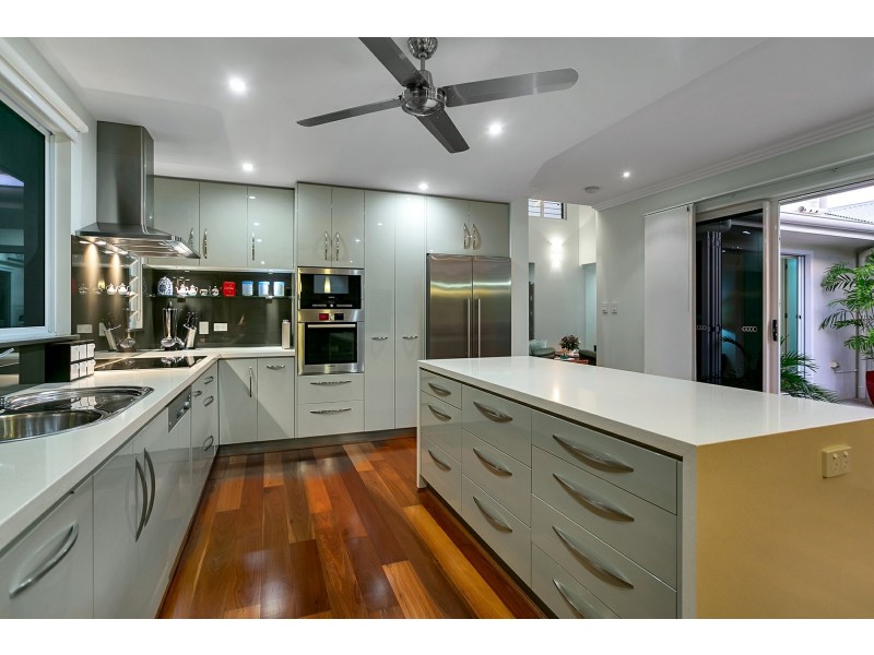 3 Wirrega Close, Caravonica QLD 4878