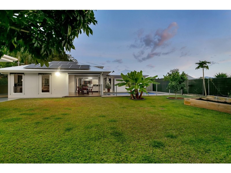 3 Wirrega Close, Caravonica QLD 4878