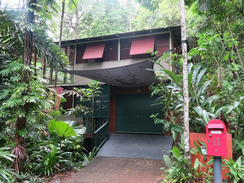 11 Jagera Close, Kamerunga QLD 4870