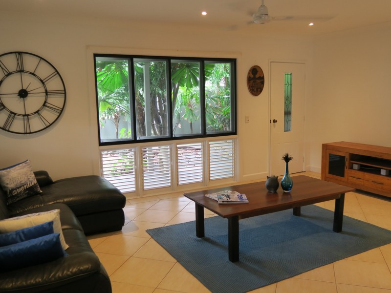 24 Bolton Street, Whitfield QLD 4870