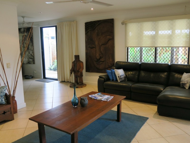 24 Bolton Street, Whitfield QLD 4870
