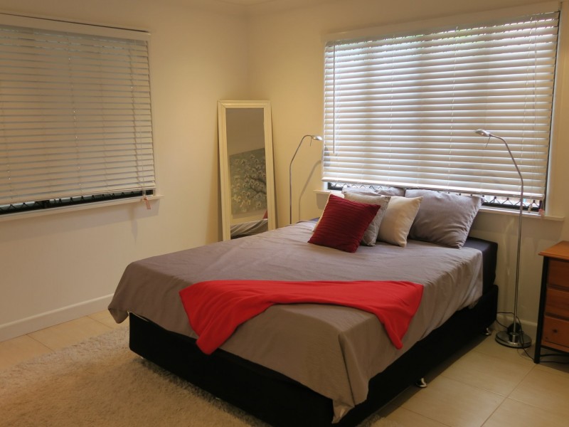 24 Bolton Street, Whitfield QLD 4870