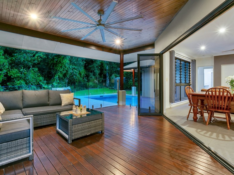 3 Muller Street, Palm Cove QLD 4879