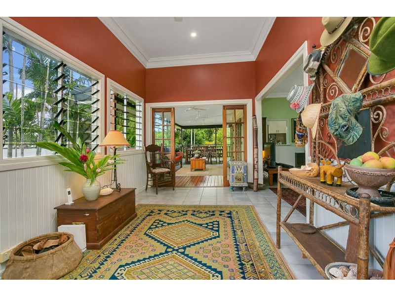 79 Upper Miles Street, Manoora QLD 4870