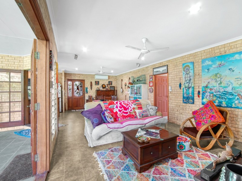 76 Little Street, Manunda QLD 4870