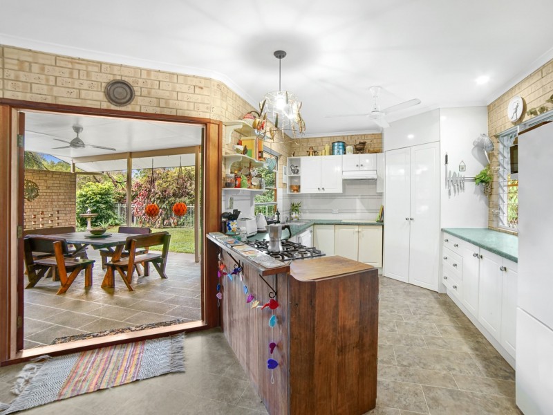76 Little Street, Manunda QLD 4870