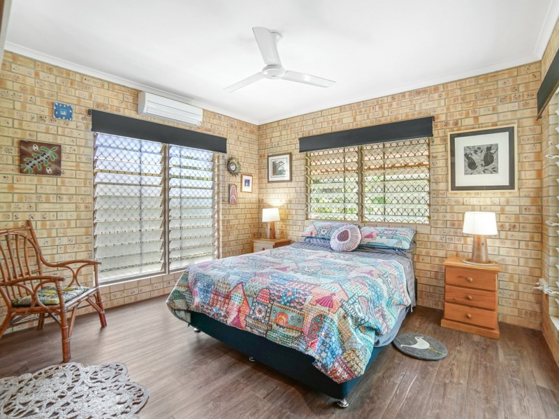 76 Little Street, Manunda QLD 4870