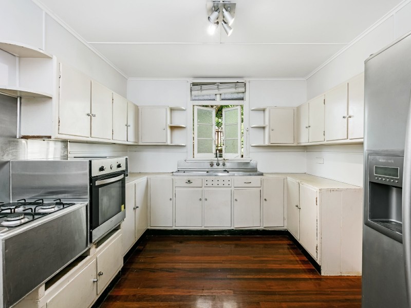 21-23 Smith Street, Cairns North QLD 4870
