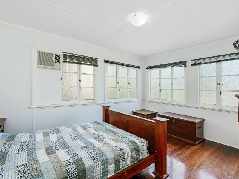 21-23 Smith Street, Cairns North QLD 4870