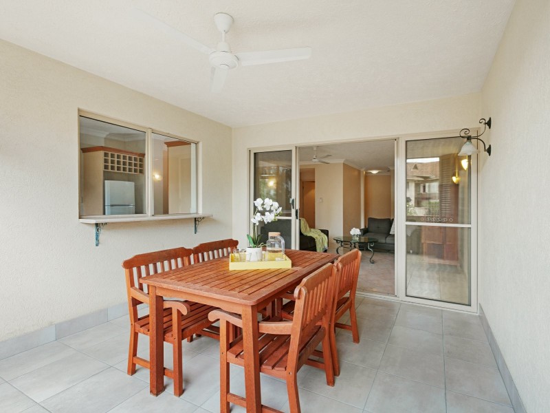 1308/2 Greenslopes Street, Cairns North QLD 4870
