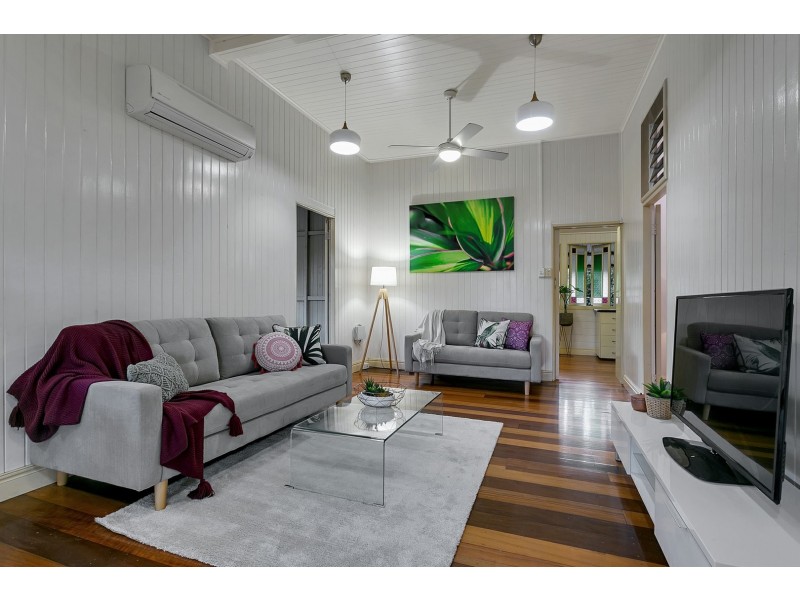 38 Smith Street, Cairns North QLD 4870