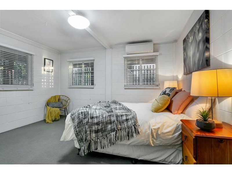 38 Smith Street, Cairns North QLD 4870