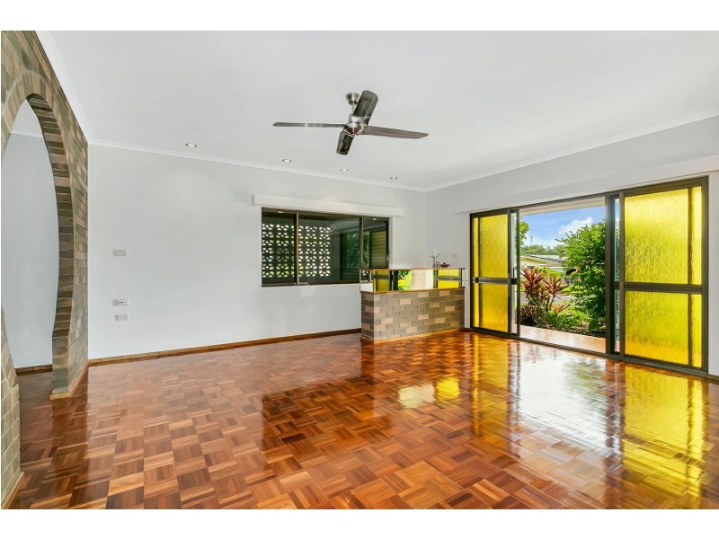 23 Wirrah Street, Bayview Heights QLD 4868