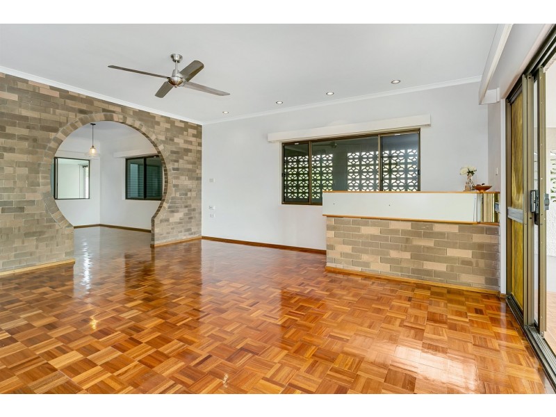 23 Wirrah Street, Bayview Heights QLD 4868