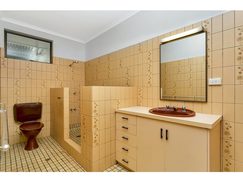 23 Wirrah Street, Bayview Heights QLD 4868