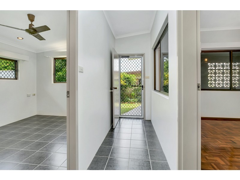 23 Wirrah Street, Bayview Heights QLD 4868