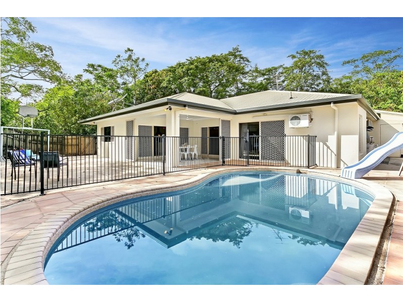31 Tradewinds Close, Redlynch QLD 4870