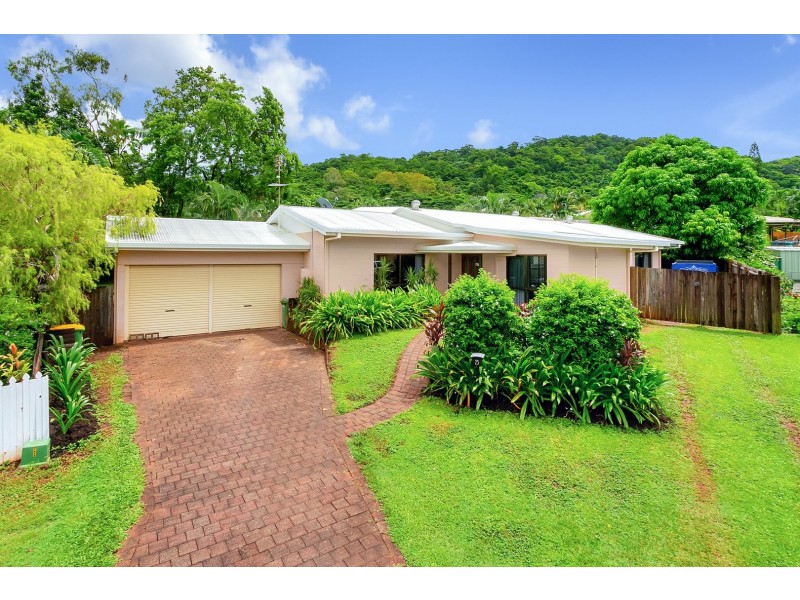 25 Meston Crescent, Brinsmead QLD 4870