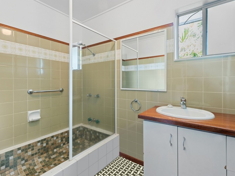 50 Fairview Street, Bayview Heights QLD 4868