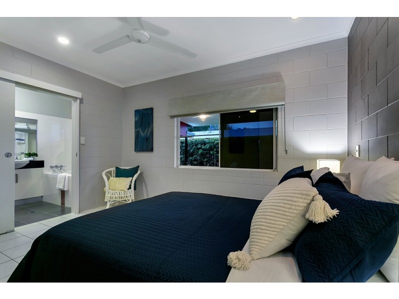 121 Loridan Drive, Brinsmead QLD 4870