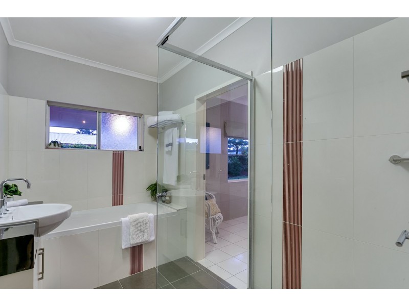 121 Loridan Drive, Brinsmead QLD 4870