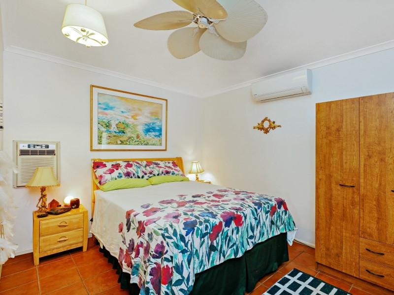 1/1 Josephine Close, Yorkeys Knob QLD 4878