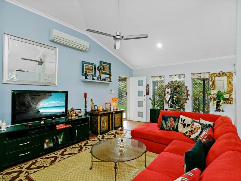 1/1 Josephine Close, Yorkeys Knob QLD 4878