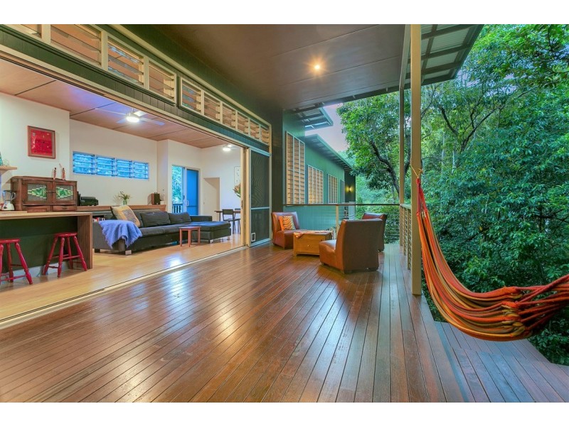 6 Cycas Close, Kamerunga QLD 4870