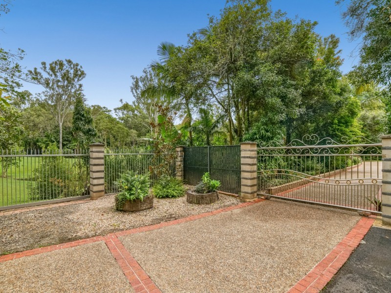 27 Edward Street, Atherton QLD 4883