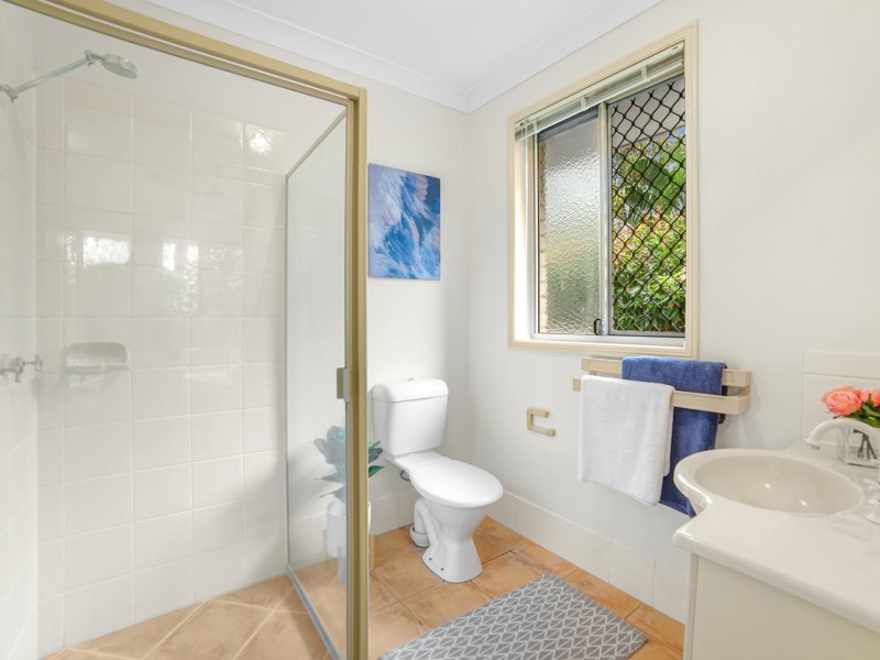 11 Taringa Street, Brinsmead QLD 4870