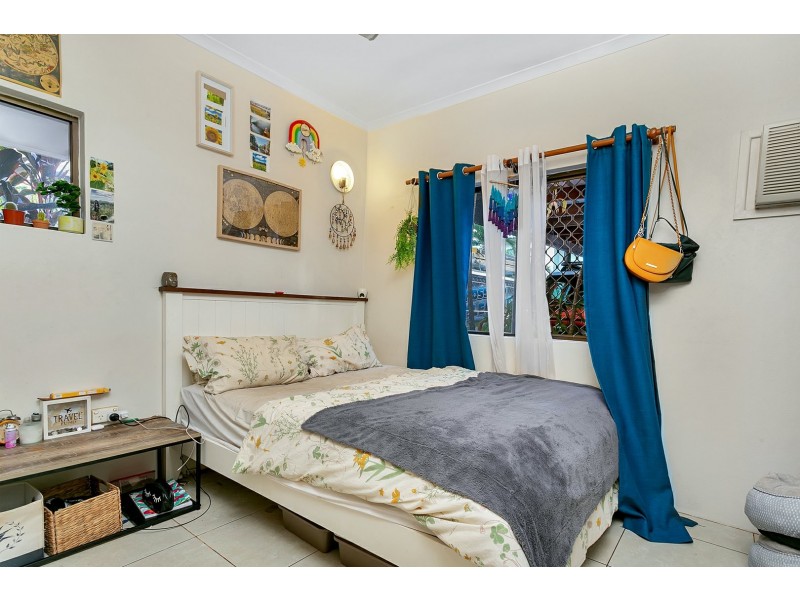 4/195 Kamerunga Road, Freshwater QLD 4870