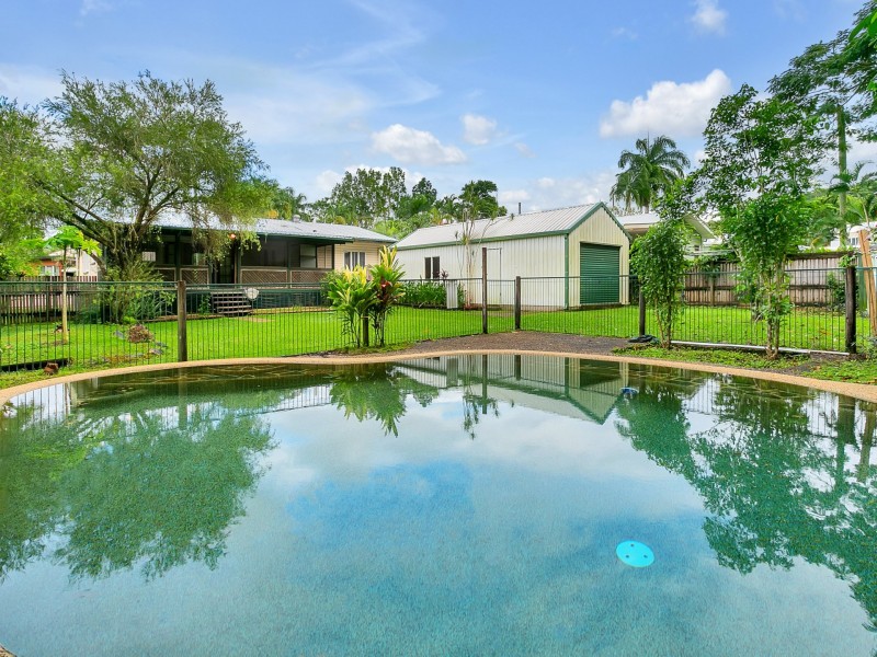 28 Nolan Street, Whitfield QLD 4870