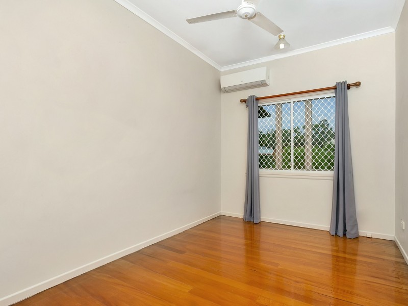 28 Nolan Street, Whitfield QLD 4870