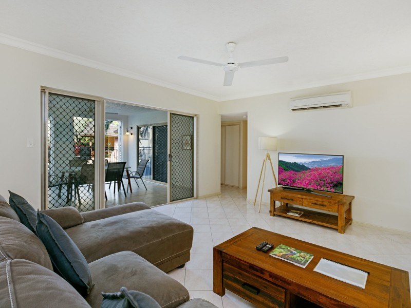 1505/2 Greenslopes Street, Cairns North QLD 4870