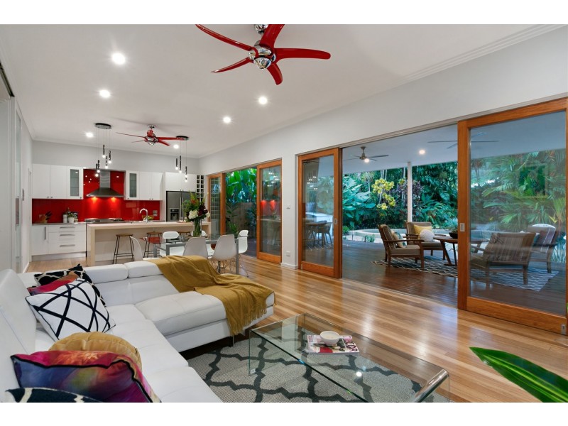 140 Greenslopes Street, Edge Hill QLD 4870
