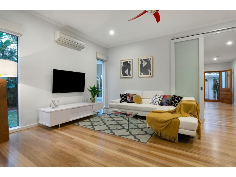 140 Greenslopes Street, Edge Hill QLD 4870