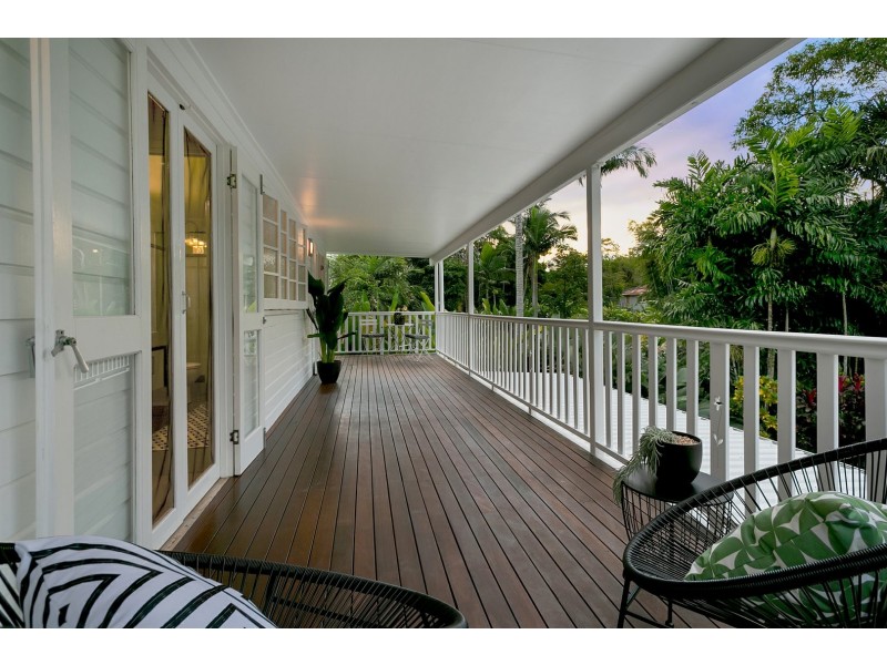 140 Greenslopes Street, Edge Hill QLD 4870