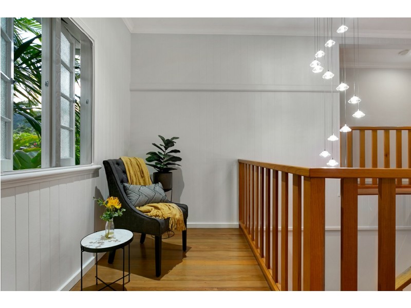 140 Greenslopes Street, Edge Hill QLD 4870