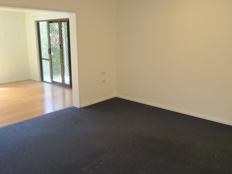 94 Petersen Street, Freshwater QLD 4870