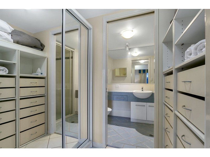 33/275 Esplanade, Cairns North QLD 4870