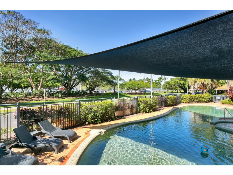 33/275 Esplanade, Cairns North QLD 4870