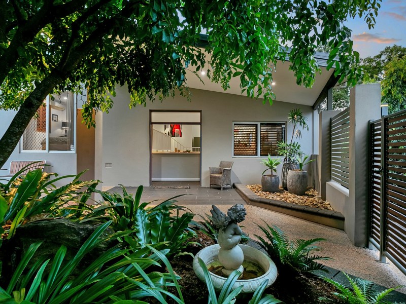 48 Flecker Street, Whitfield QLD 4870