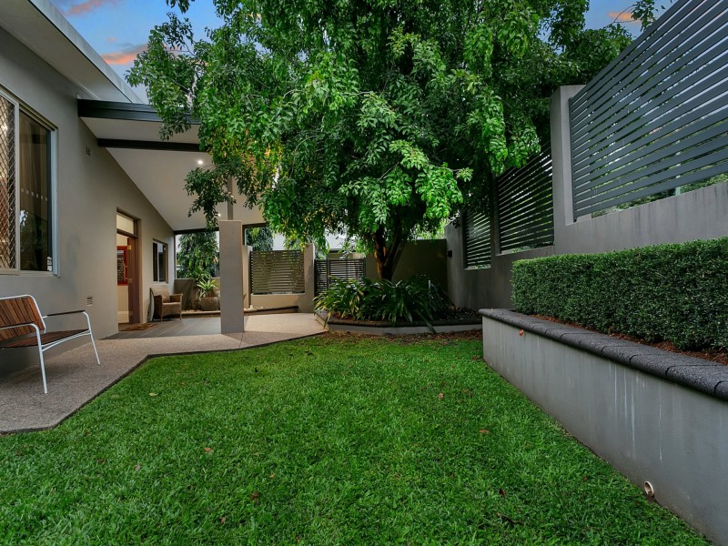 48 Flecker Street, Whitfield QLD 4870