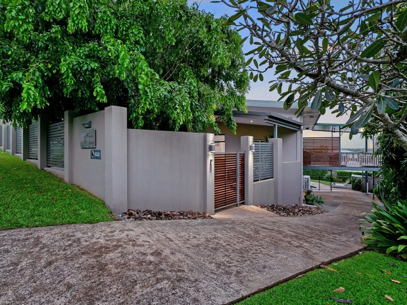 48 Flecker Street, Whitfield QLD 4870