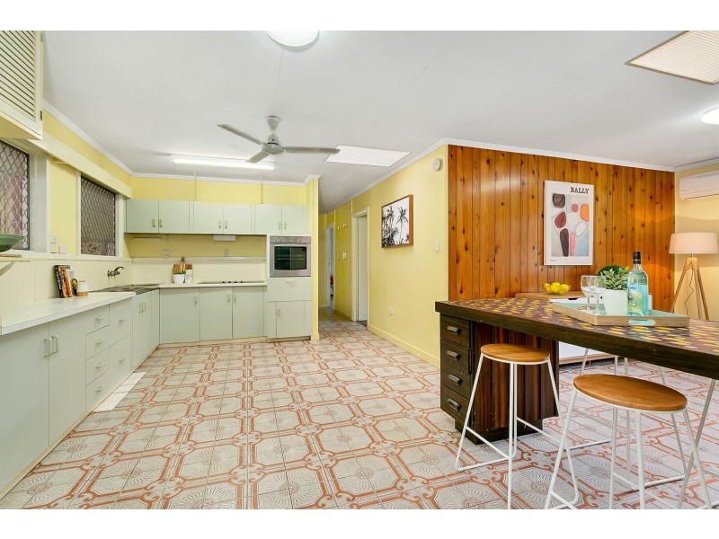 10 Maree Street, Freshwater QLD 4870