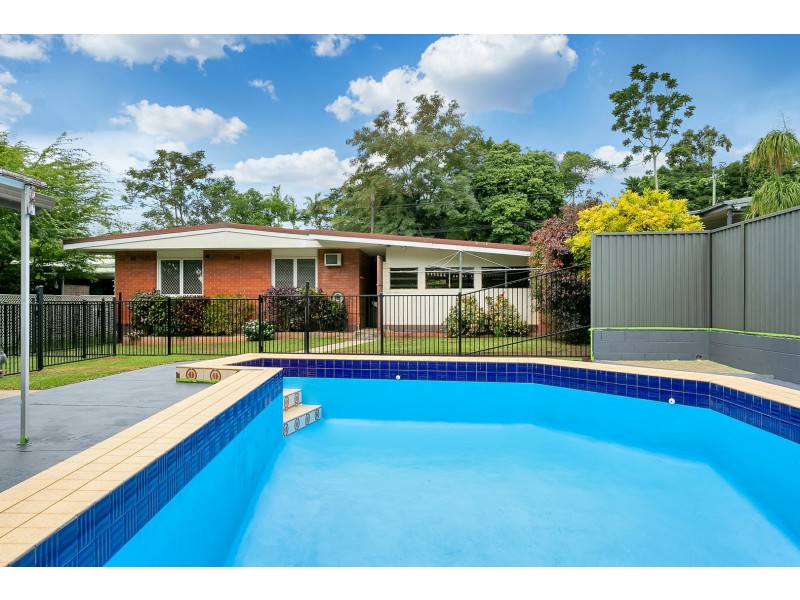 10 Maree Street, Freshwater QLD 4870