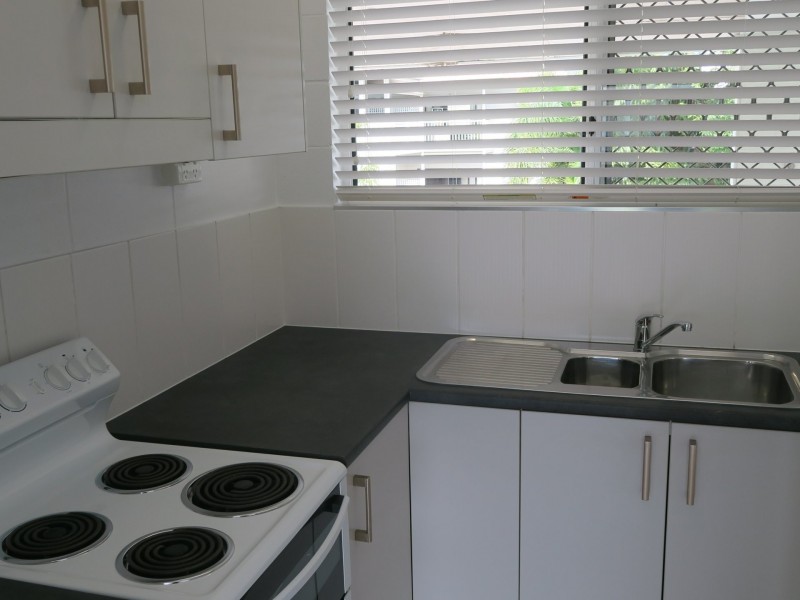 22/215 McLeod Street, Cairns North QLD 4870